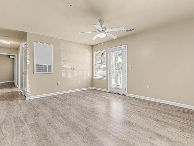 Calvary Trace Apartments — Photo 11