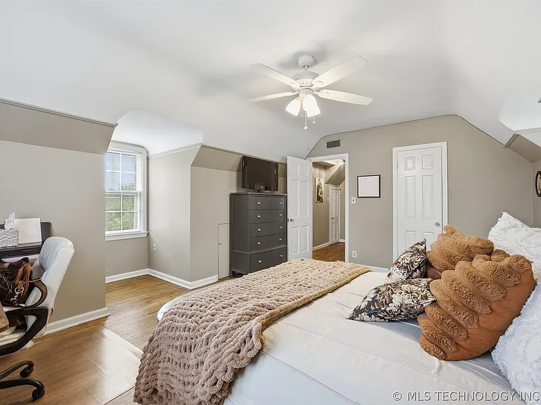 1804 S Delaware Ave — Photo 50