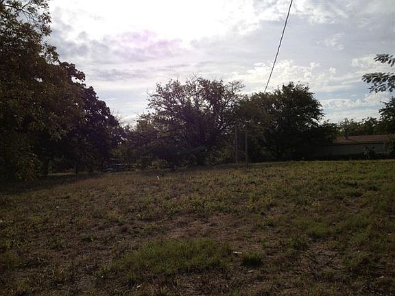 4th image of 8421 Gifford Ln