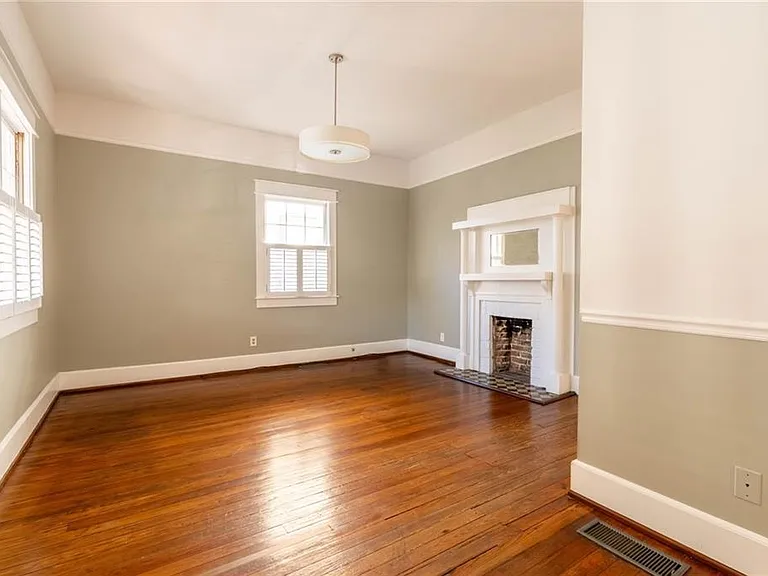 311 Josephine St NE — Photo 5