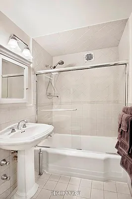 Sold by Town Residential | media 6