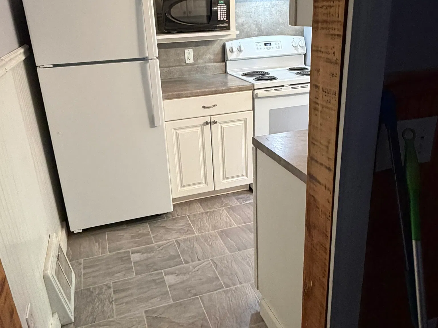 183 White Mills Rd — Photo 2
