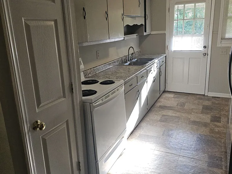 2250 Brookwood Rd — Photo 5