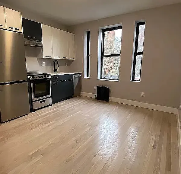 543 W 125th St #36 — Photo 2