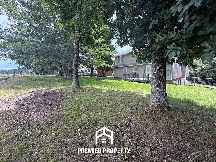 7118 Roundstone Dr — Photo 23