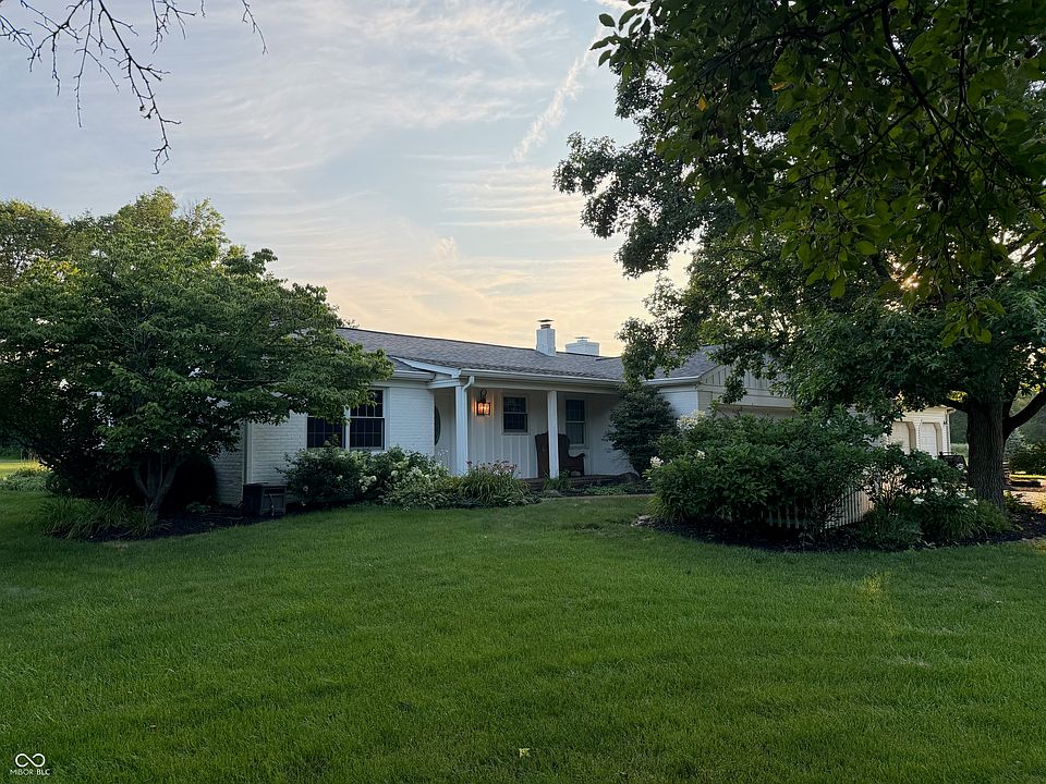 2nd image of 311 Mill Farm Rd