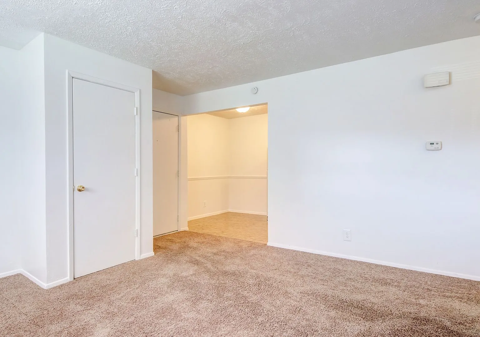 Lakewood Terrace Apartments — Photo 3