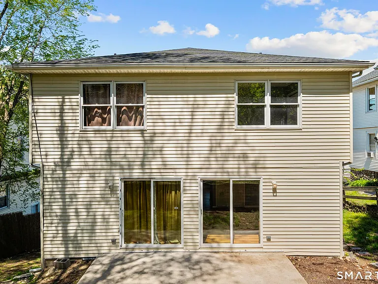 100 Meriden Rd #A — Photo 16