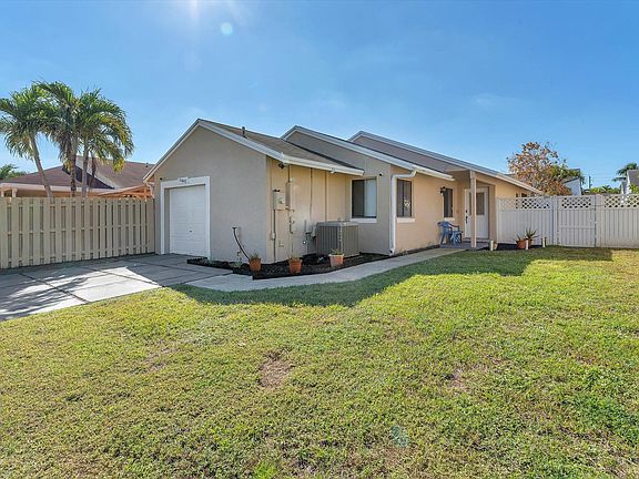 3rd image of 1160 SW 110th Avenue