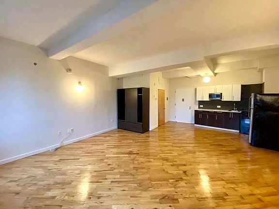 2nd image of 29-28 41st Ave APT 206
