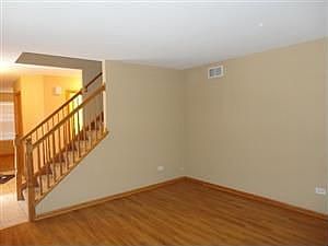 3rd image of 1909 Larkspur Dr