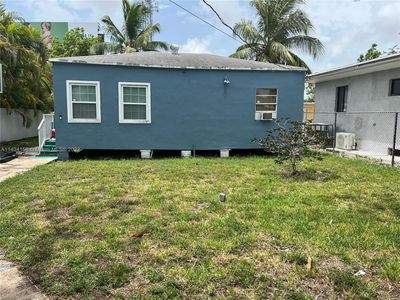 652 NW 28th St, Miami, FL, 33127