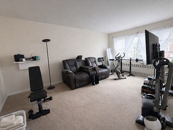 2nd image of 646 Tysens Ln Floor 2