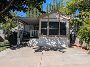 69 Redbluff Dr, Hurricane, UT 84737