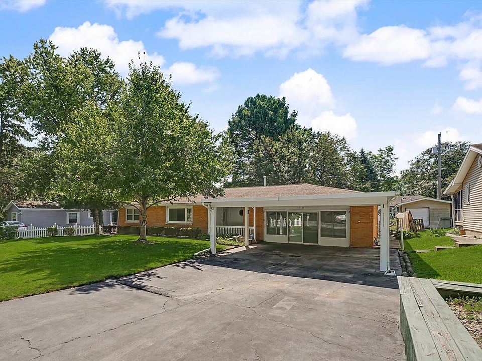1st image of 2411 Sharlyn Dr