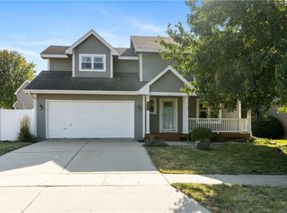 361 S 49th St, West Des Moines, IA 50265