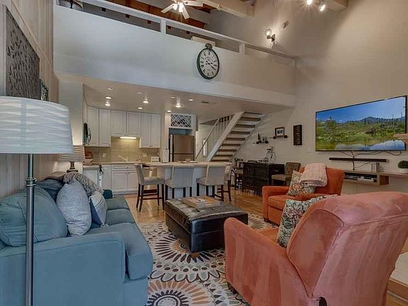 4th image of 5101 N Lake Blvd #109