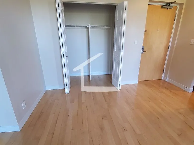 11B Camelot Ct #4A — Photo 7