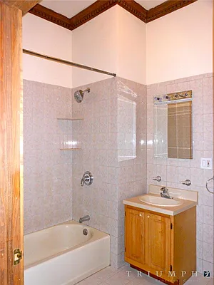 Rented by Triumph Property Group | media 23