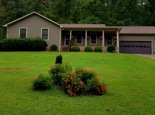 545 Rustling Oaks Dr, Waverly, TN 37185