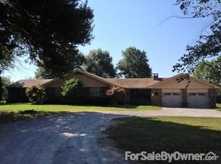 1938 SE Clem Rd, Columbus, KS 66725