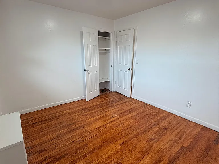 5215 Meadowview Ave — Photo 12