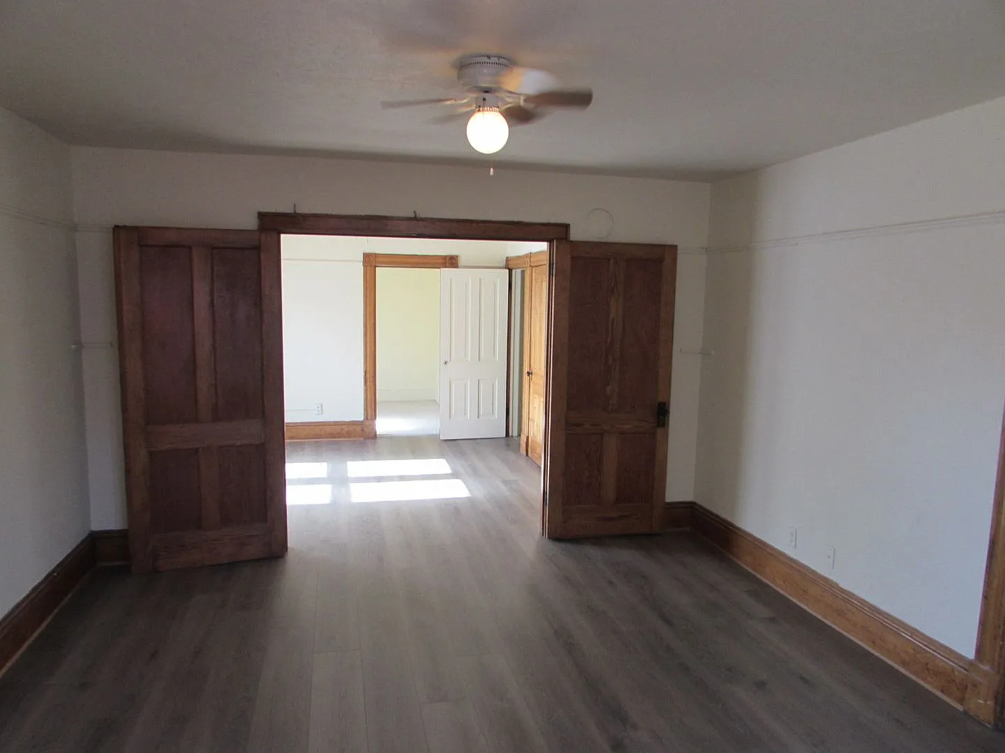 828-830 E. Johnson Street — Photo 2