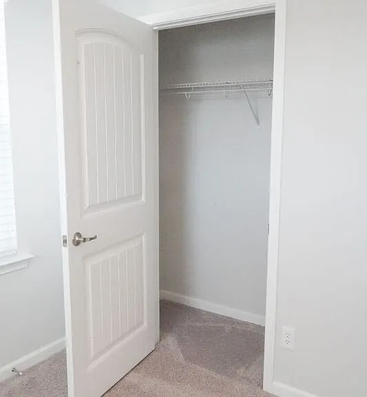 142 Brookline Dr — Photo 40