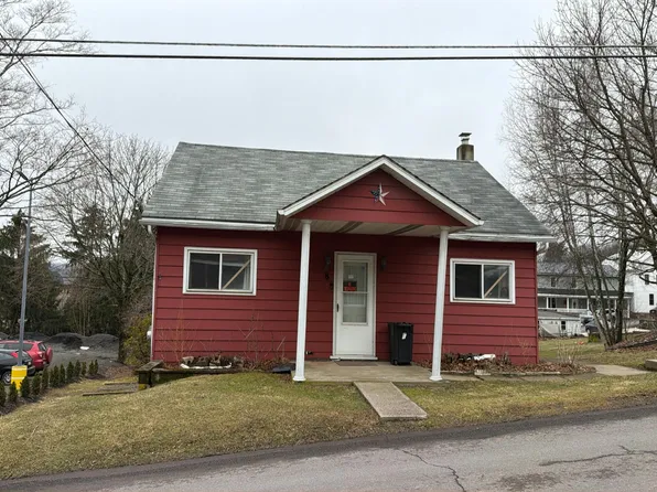 8 E Hazel St, Nuremberg, PA 18241