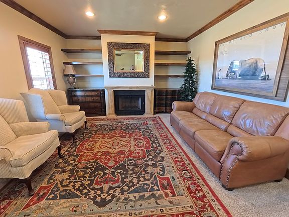 3rd image of 4295 Ivy Ln