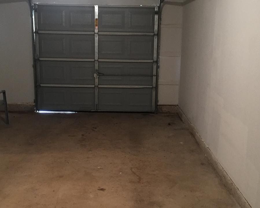 1 car garage