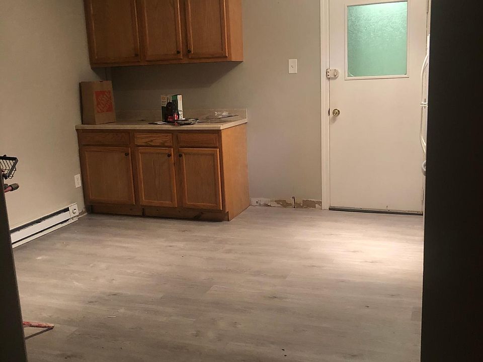 Kitchen/Dining area