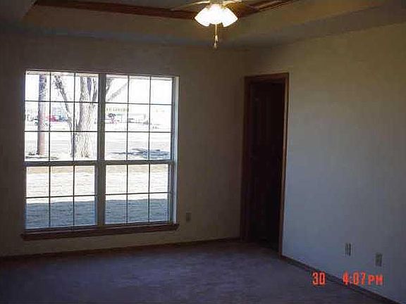 5th image of 1200 N Lawton Ave