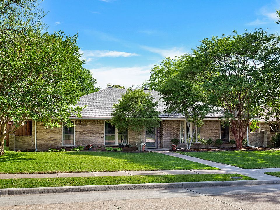 1st image of 2716 S Hillbrier Cir