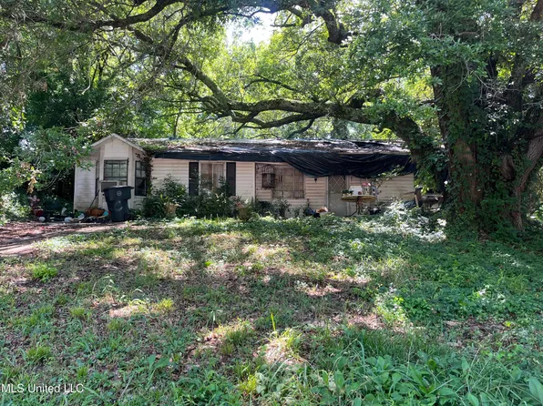 204 Buena Vista Dr, Vicksburg, MS 39180