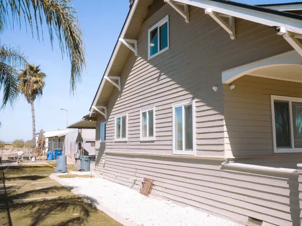 11227 S Academy Ave, Selma, CA 93662