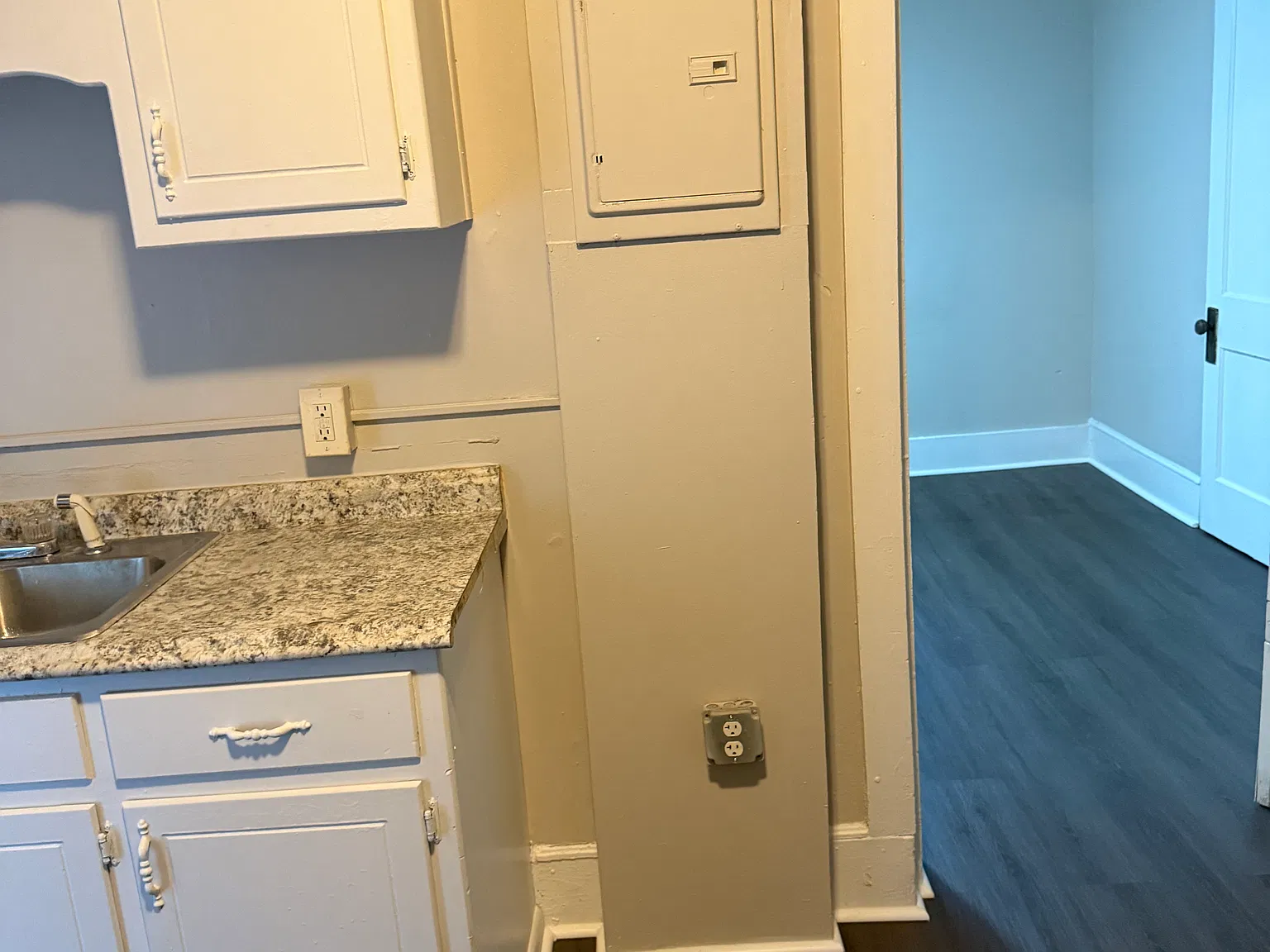 2 bed, 864 sqft, $975 — Photo 4
