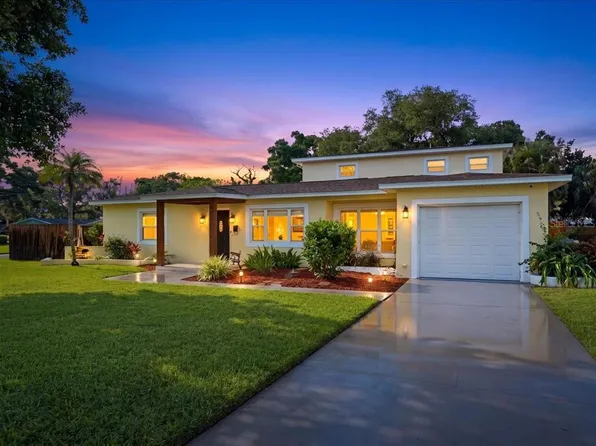 700 66th Ave S, Saint Petersburg, FL 33705