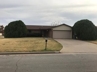 6002 SW Brookline Ave, Lawton, OK 73505