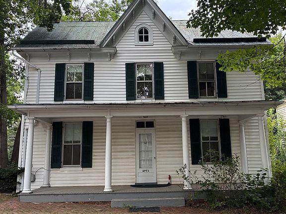 2nd image of 7 Old Prospect Ave
