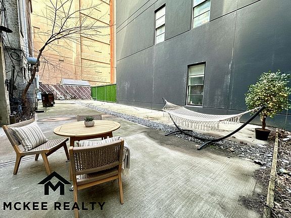 2nd image of 461 De Kalb Ave Unit 1L