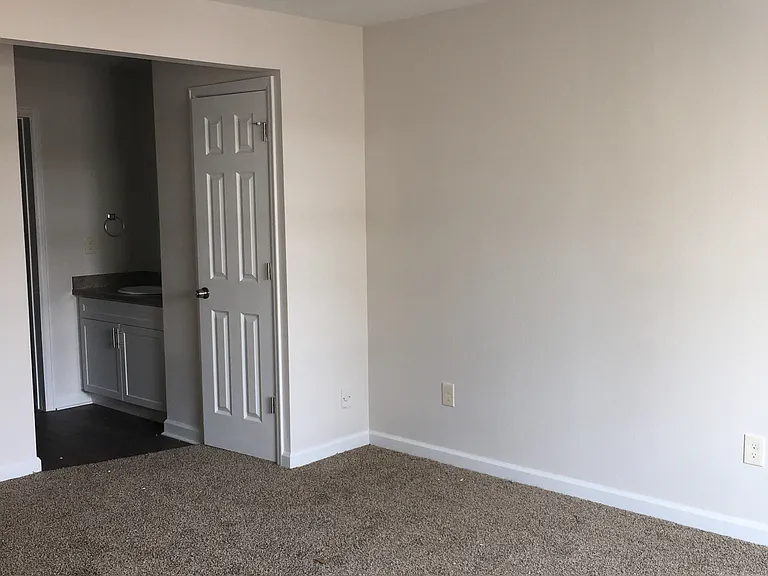 Cricket Townhomes — Photo 7