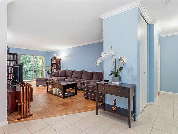 4th image of 67 Lorraine Ter APT 315