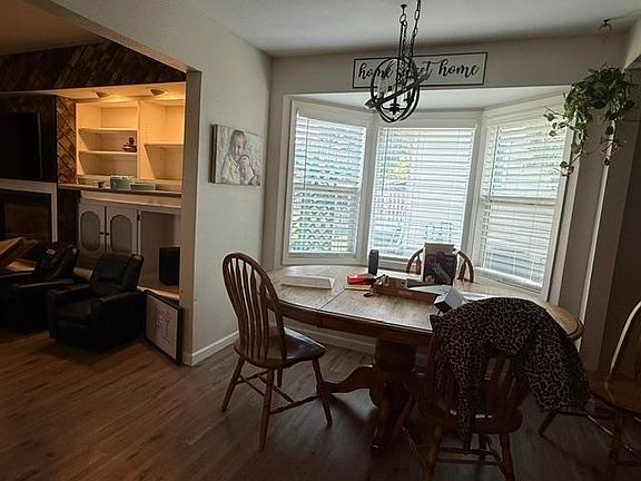 5th image of 203 18th St SE