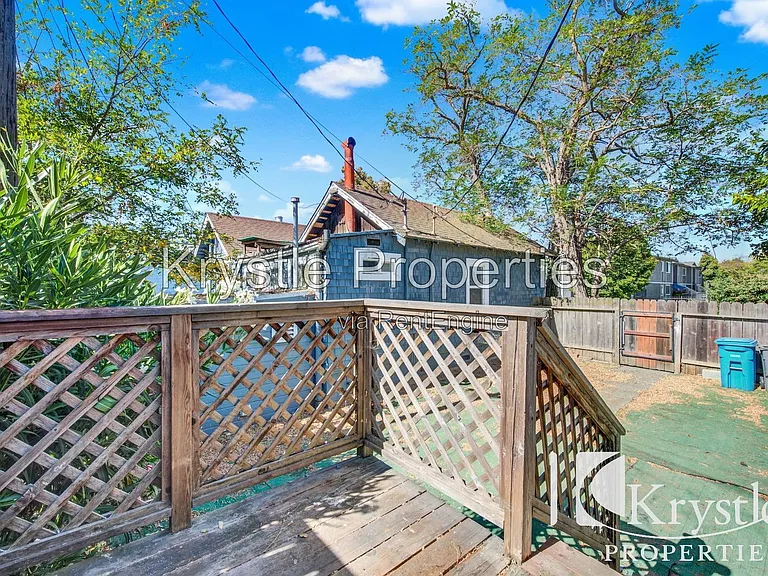 314 Marin St — Photo 19
