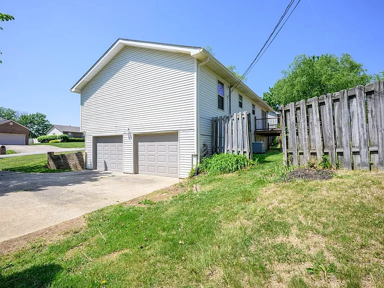 413 Ridgecrest Rd — Photo 18