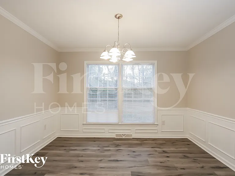 8300 Nathanael Greene Ln — Photo 5