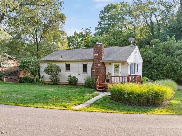 3970 Melton Ave, Akron, OH 44319