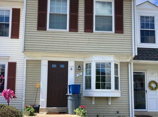 10 Clinton Ct, Sterling, VA 20165