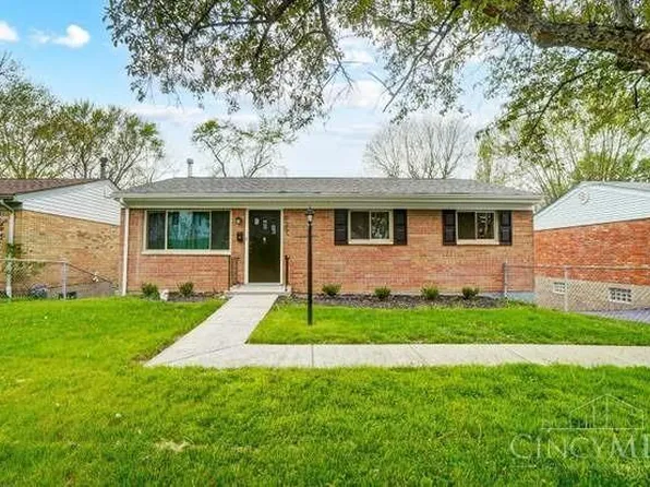 629 N Miami Ave, Cleves, OH 45002